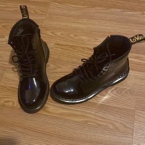 Dr. Martens AirWair boots girls size 4 Black shiny